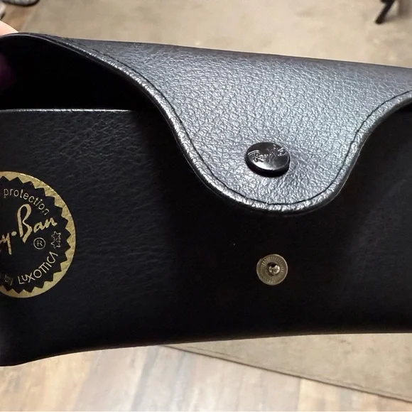 Ray-Ban Brown Sunglasses - Picture 6 of 6